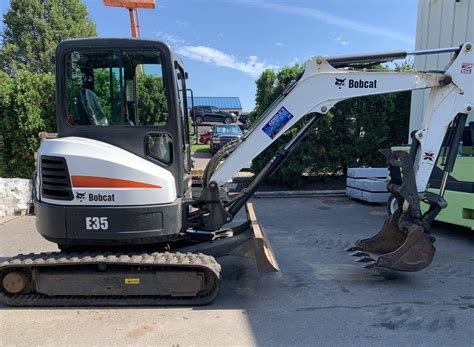 mini excavator rental wausau wi|wausau construction equipment rental.